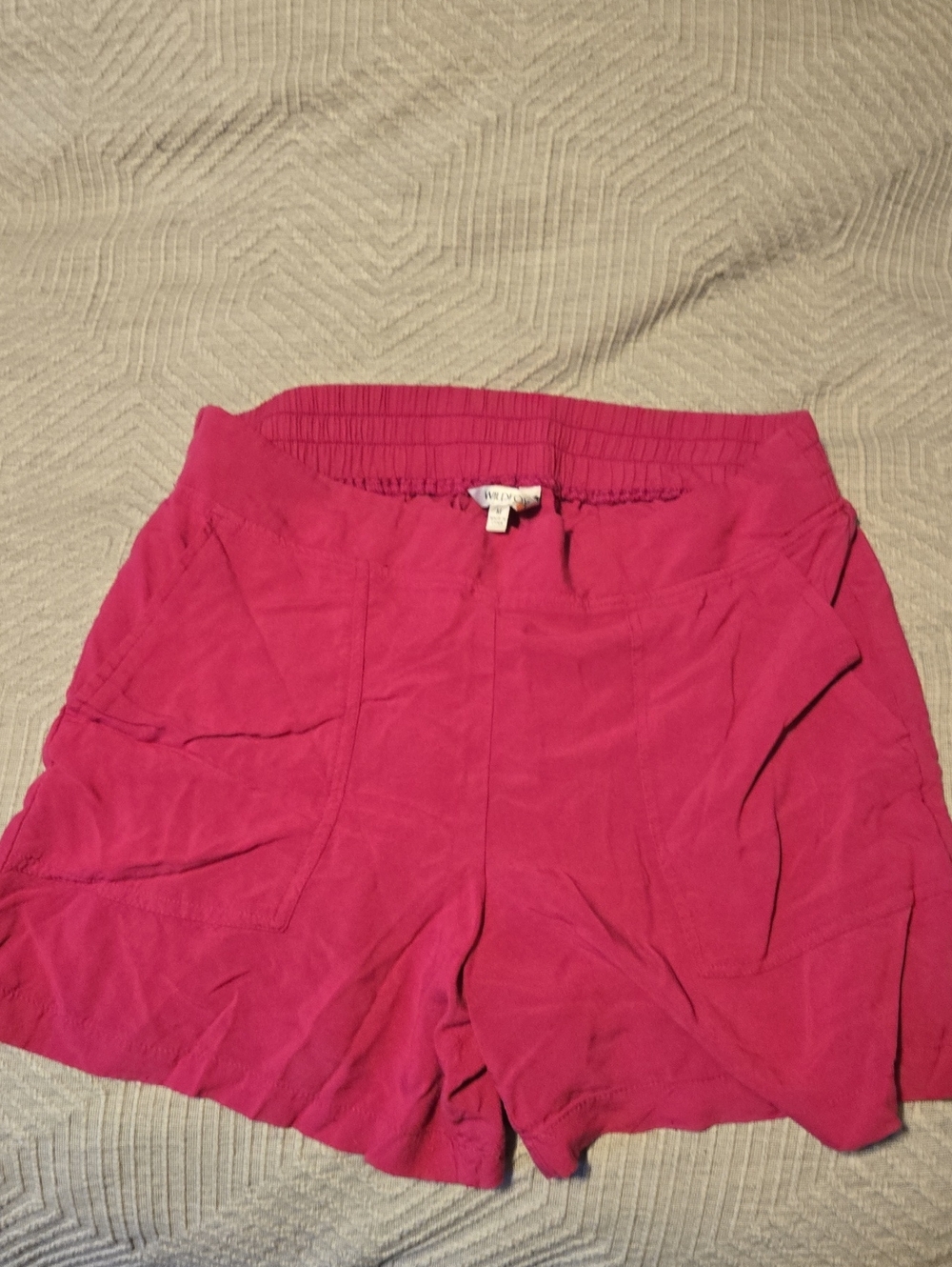 Women’s Pink Elastic-Waist Shorts